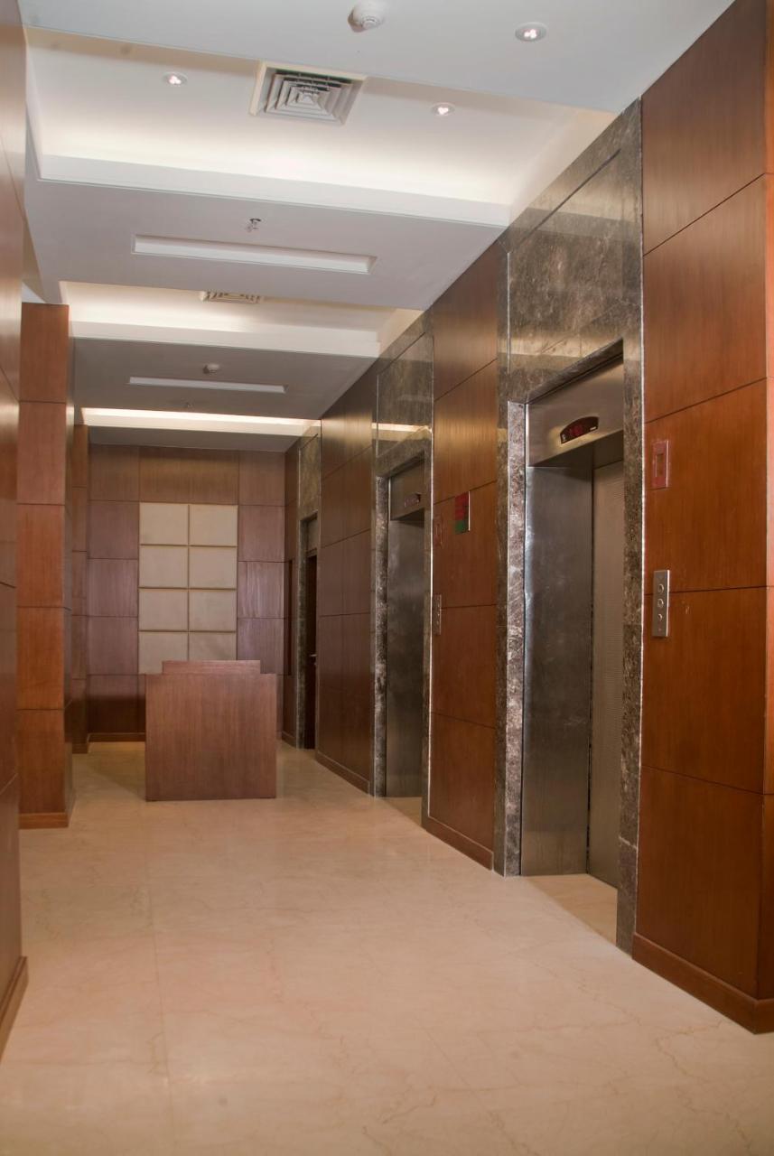 Savoy Suites Greater Noida Bagian luar foto