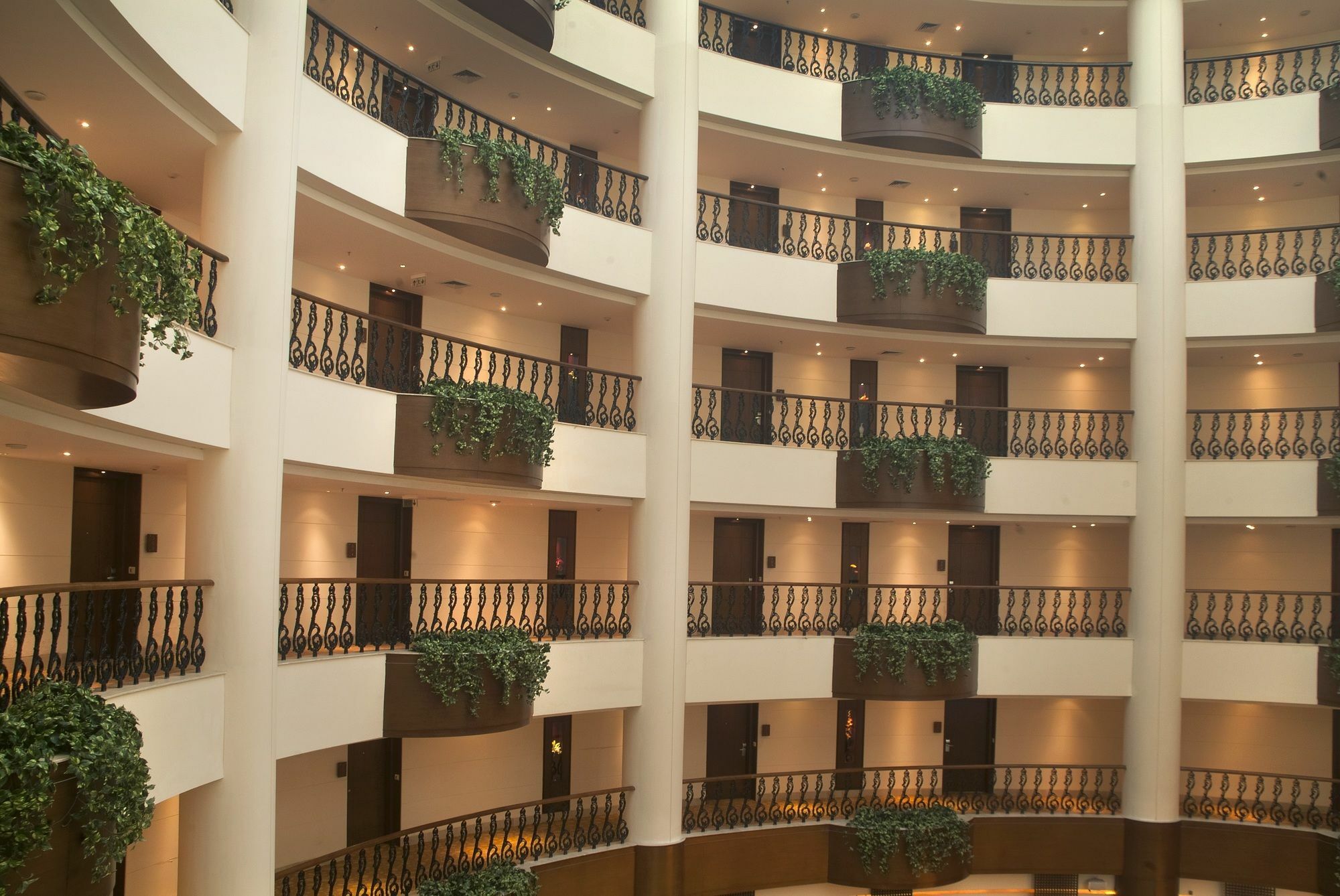 Savoy Suites Greater Noida Bagian luar foto