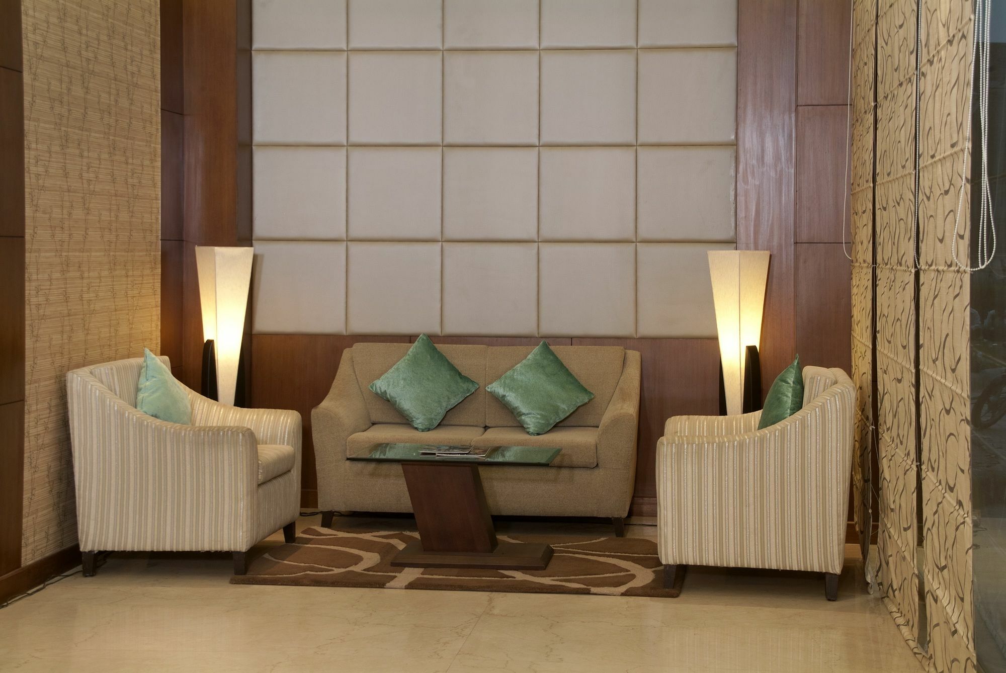 Savoy Suites Greater Noida Bagian luar foto