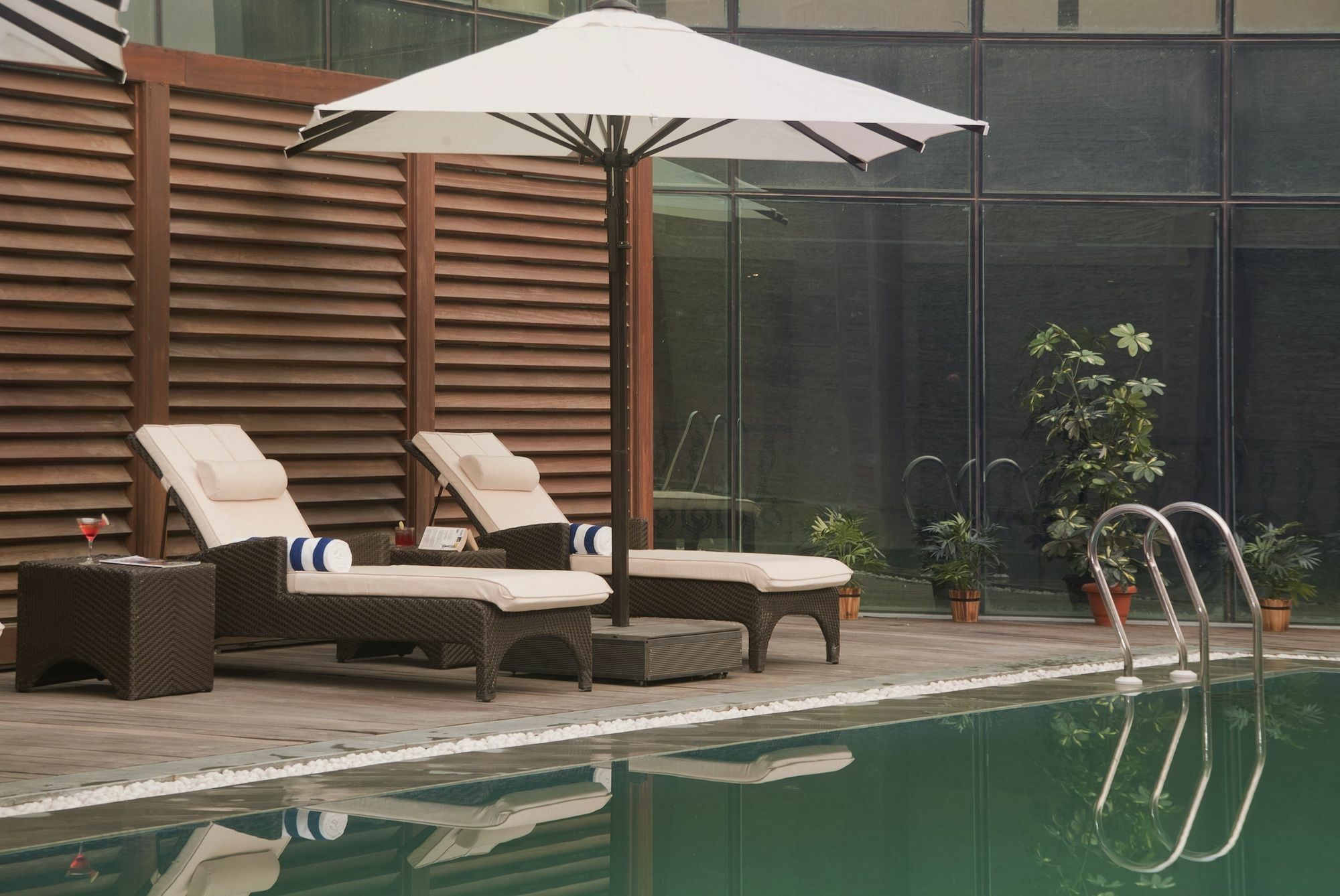 Savoy Suites Greater Noida Bagian luar foto